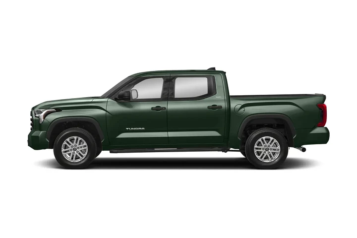 2022 Tundra SR5 image 4