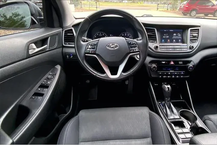 $12479 : Hyundai TUCSON 2018 Sport 4d image 6