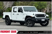Jeep Gladiator 2025 4x4 Big