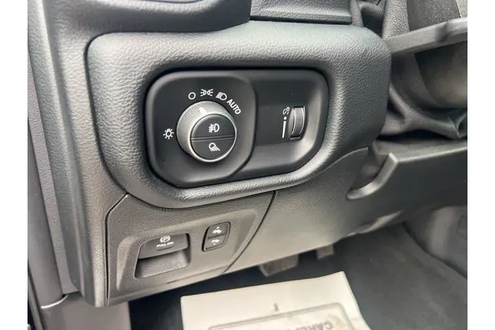 $26054 : Ram 1500 2021 4x4 Lone Star image 8