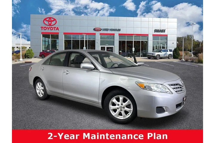$11500 : 2010 Camry LE image 1