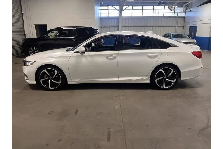 $14681 : Honda Accord 2018 Sport 4dr image 6