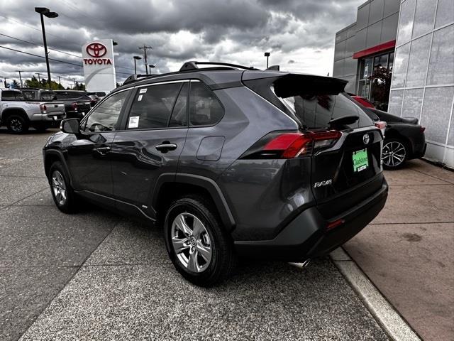 $37399 : 2024 RAV4 Hybrid XLE image 3