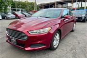 2013 Fusion SE thumbnail