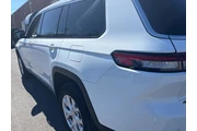 $37700 : Jeep Grand Cherokee L 2023 4 thumbnail