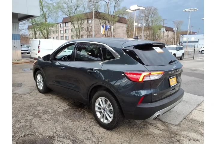 $21848 : Ford Escape 2022 SE 4dr SUV image 5