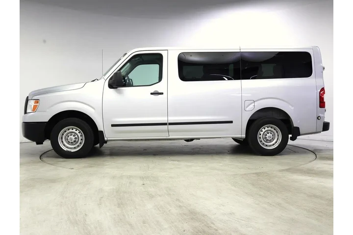 $24998 : Nissan NV 2019 3500 HD S 3dr image 3