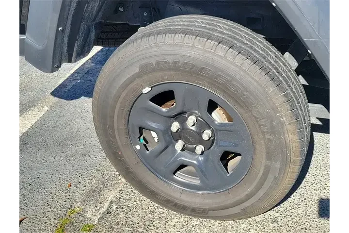 $27991 : Jeep Gladiator 2023 4x4 Spor image 8