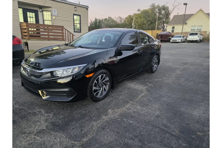 $8900 : 2016 Civic EX Sedan CVT image 3