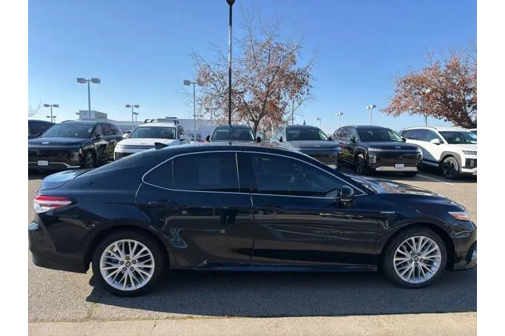 $21991 : Toyota Camry Hybrid 2020 XLE image 6