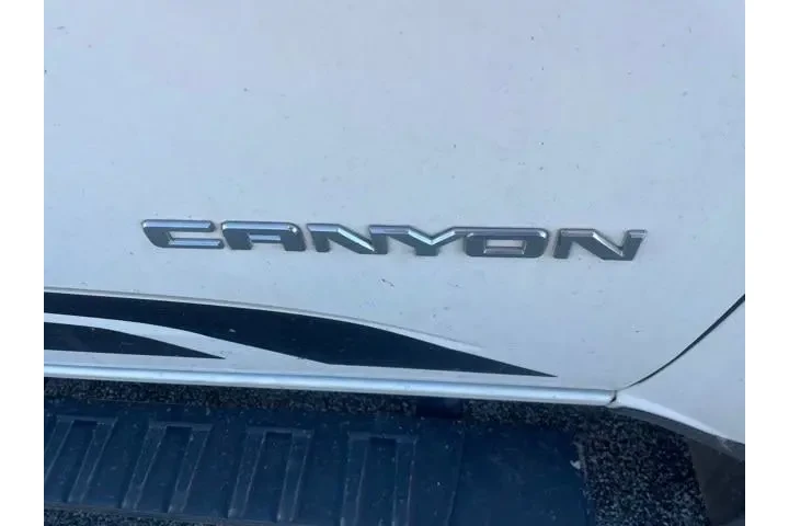 $17500 : GMC Canyon 2015 4x4 SLE 4dr image 2