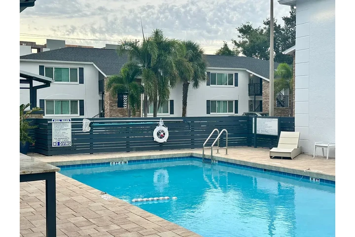 $1000 : 1 bd 1 ba image 8