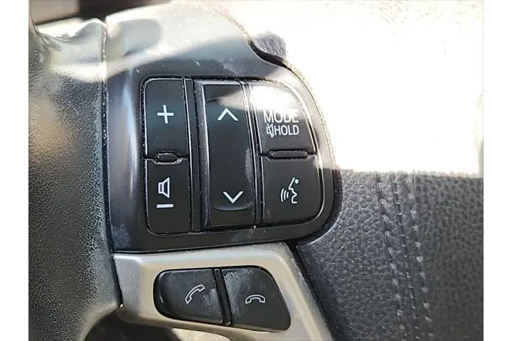 $20991 : Toyota Highlander 2017 XLE 4 image 8