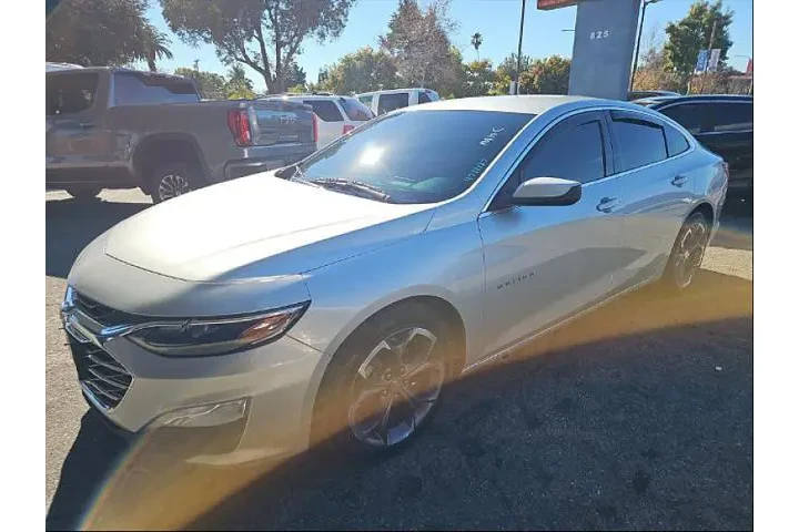 $16995 : Chevrolet Malibu 2022 LT 4dr image 4