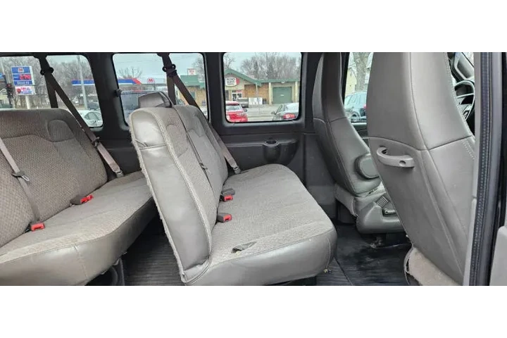 $26990 : 2019 Express LS 3500 image 9