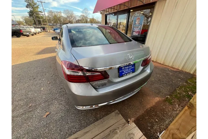 $9999 : 2016 Accord EX image 6