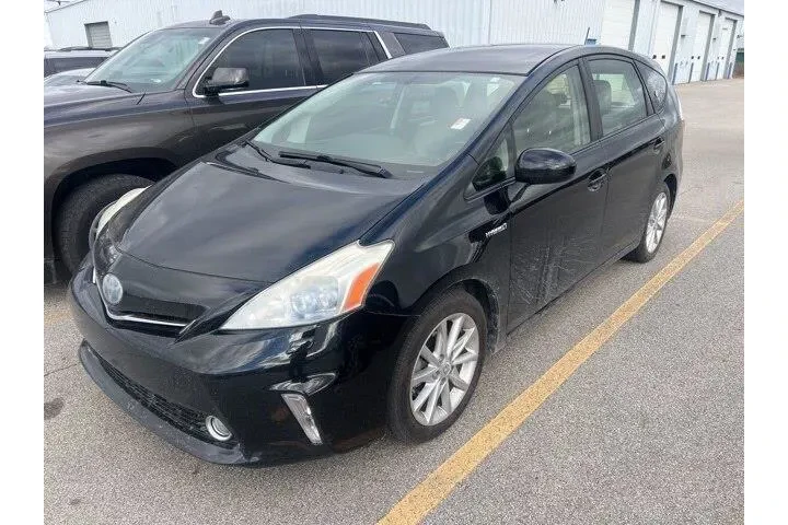 $10424 : Toyota Prius v 2012 Two 4dr image 1