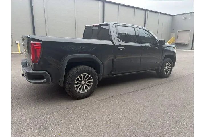 $37990 : GMC Sierra 1500 2021 4x4 AT4 image 6