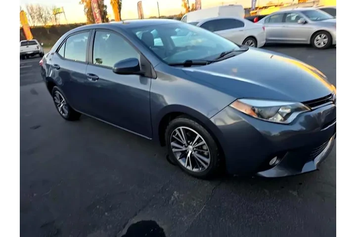 $9999 : 2016 Corolla image 4