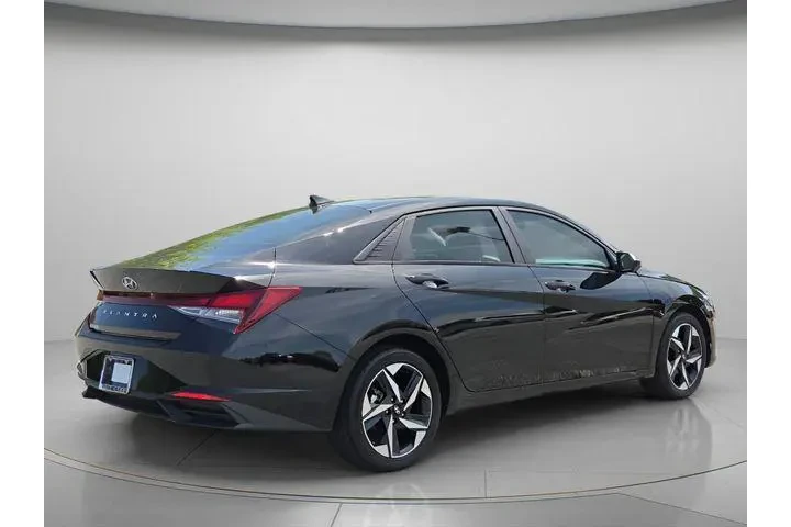 $20991 : Hyundai ELANTRA 2023 SEL 4dr image 7