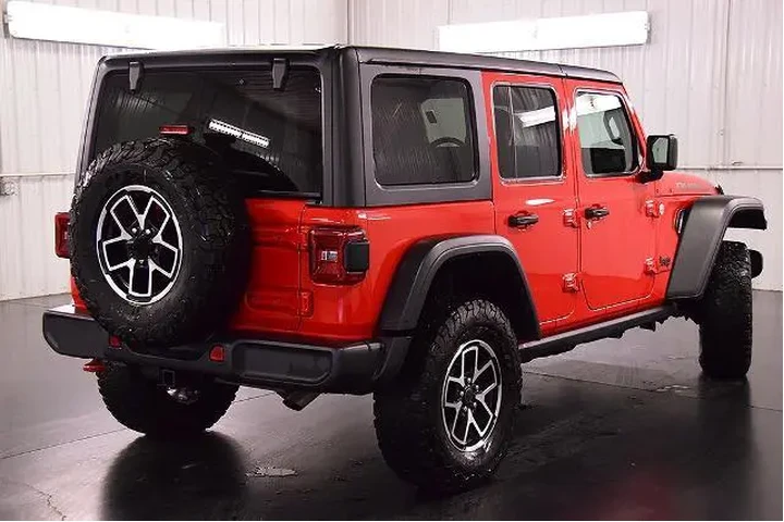 $40000 : Jeep Wrangler 2024 4x4 Rubic image 7