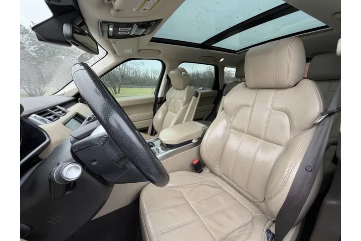 $11750 : 2016 Land Rover Range Rover S image 9