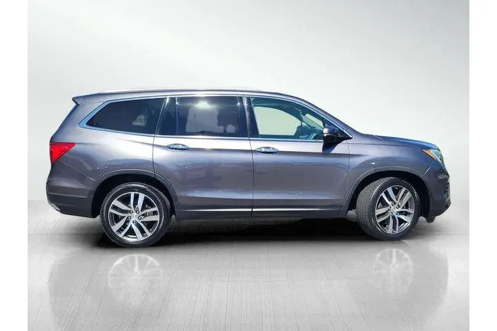 $18037 : Honda Pilot 2018 AWD Elite 4 image 3