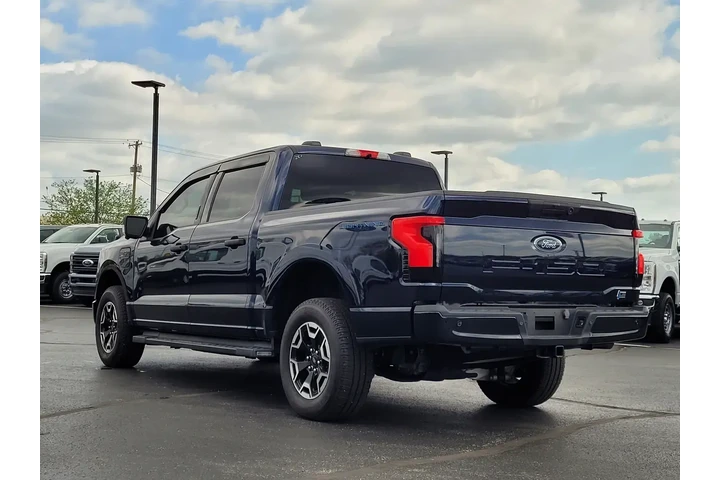 $39994 : Ford F-150 Lightning 2023 AW image 6