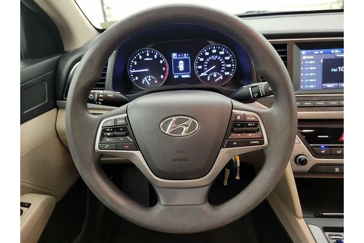 $12599 : Hyundai ELANTRA 2018 SEL 4dr image 10