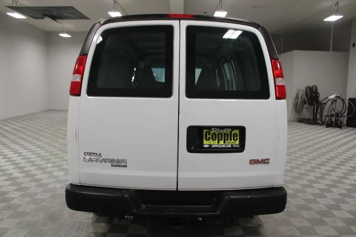 $19500 : GMC Savana 2016 2500 3dr Car image 7