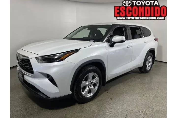 $31998 : Toyota Highlander 2023 AWD L image 7