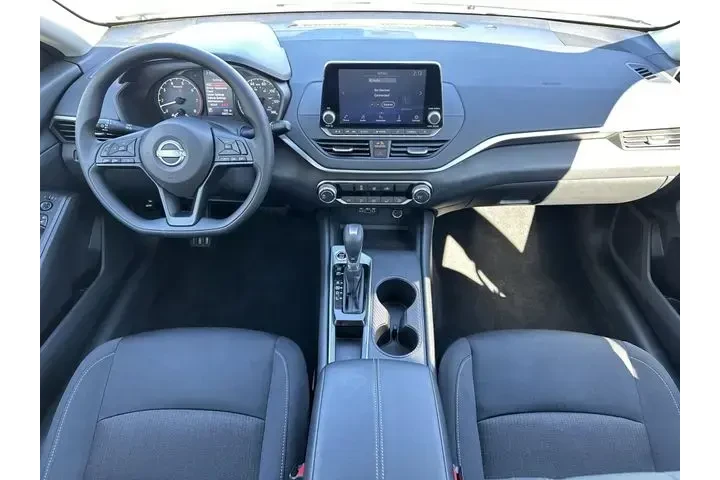 $20149 : Nissan Altima 2025 2.5 S 4dr image 2