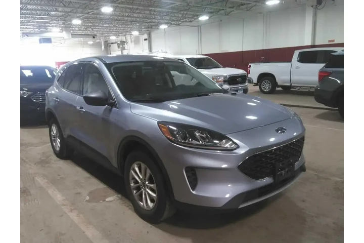 $19489 : Ford Escape 2022 AWD SE 4dr image 2