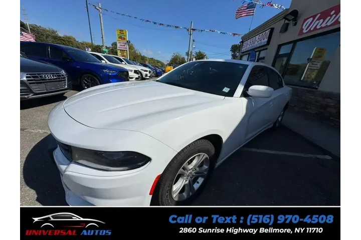 Dodge Charger 2022 SXT 4dr S image 9