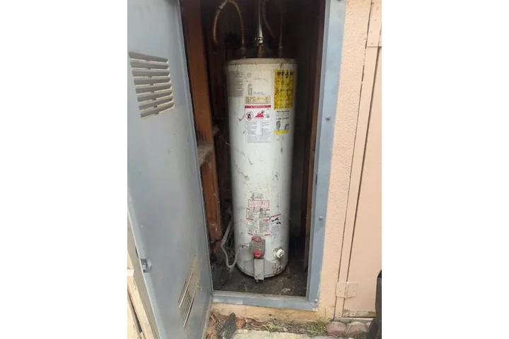 Expertos en Plomería image 5