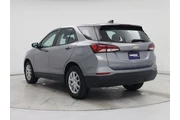 $21998 : Chevrolet Equinox 2024 LS 4d thumbnail