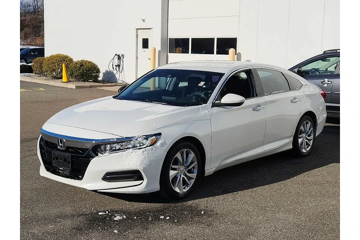 $15866 : Honda Accord 2019 LX 4dr Sed image 3