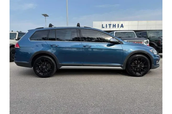 $14901 : Volkswagen Golf Alltrack 201 image 6