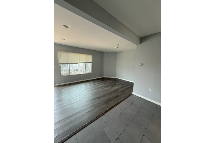$1750 : APTO REMODELADO 1 RECAMARA image 2