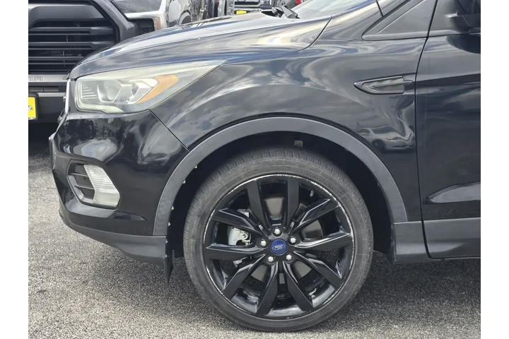 $12492 : Ford Escape 2017 SE 4dr SUV image 9