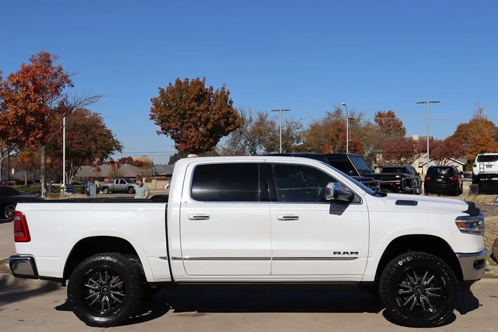 $35998 : 2019 1500 Limited image 6