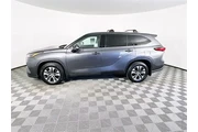 $31500 : Toyota Highlander 2022 XLE 4 thumbnail