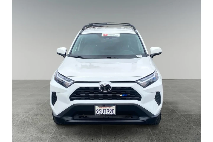 $35572 : Toyota RAV4 2025 XLE 4dr SUV image 6