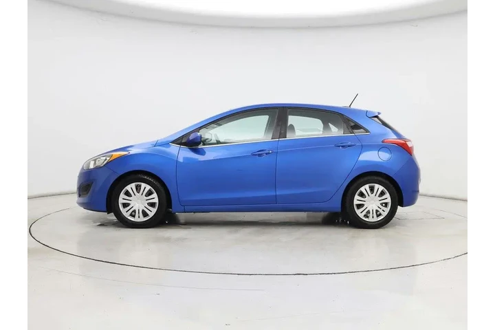 $10998 : Hyundai ELANTRA GT 2017 4dr image 3