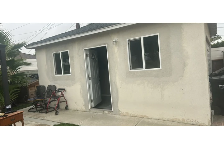 $1800 : Estudio 315 pies, con Cosina image 1