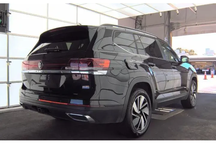 $32991 : Volkswagen Atlas 2025 SE 4dr image 5