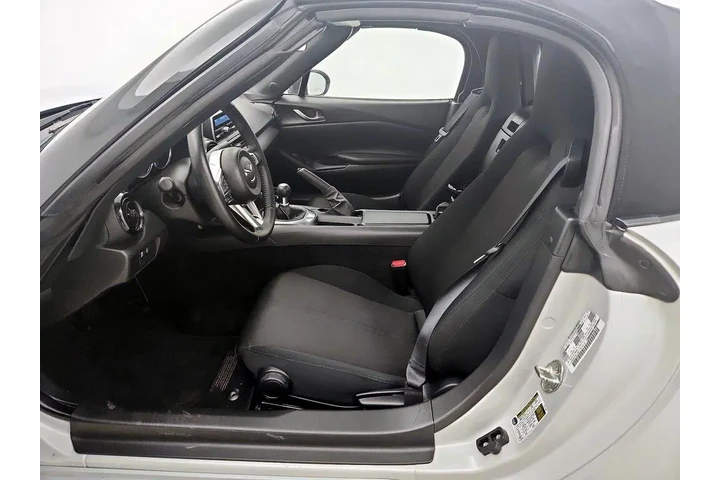 $21998 : Mazda MX-5 Miata 2016 Sport image 10