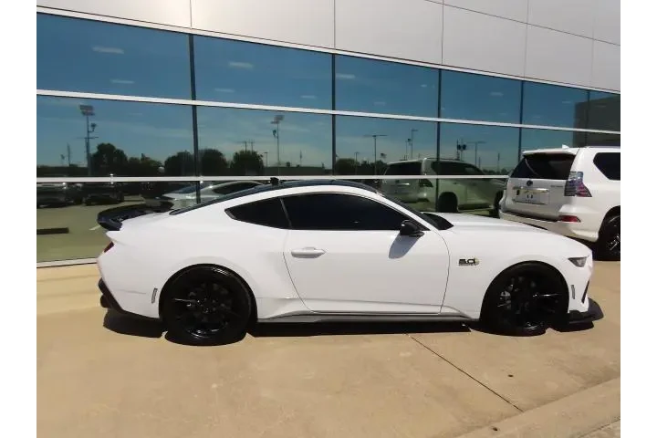 $37999 : Ford Mustang 2024 GT 2dr Fas image 10