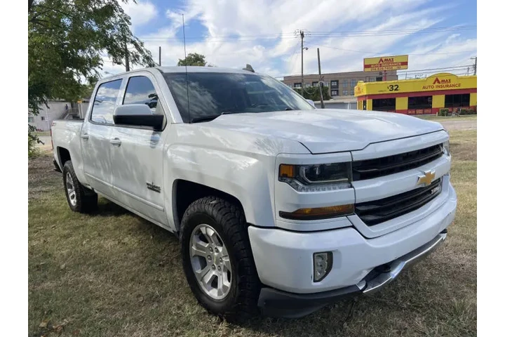 $25495 : 2018 Silverado 1500 image 3