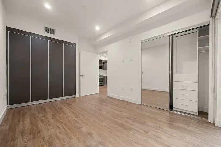 $1000 : Apartamento Moderno en Koreato image 4